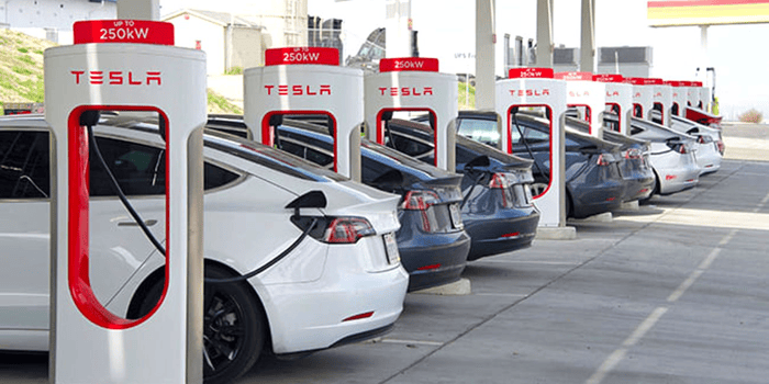 Lucro da Tesla sobe em US$ 600 milhões com novas regras para criptomoedas